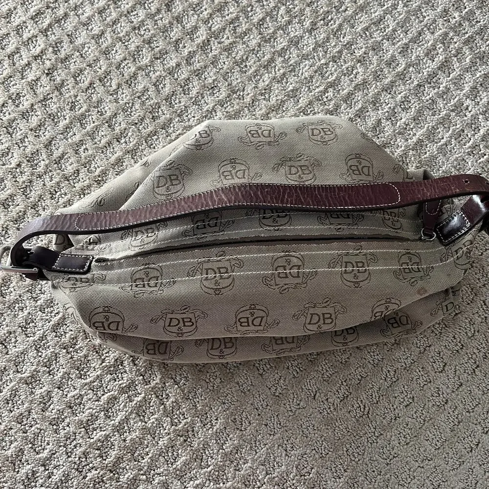 Vintage Dooney & Bourke Signature Crest Hobo Bag Purse Brown Tan